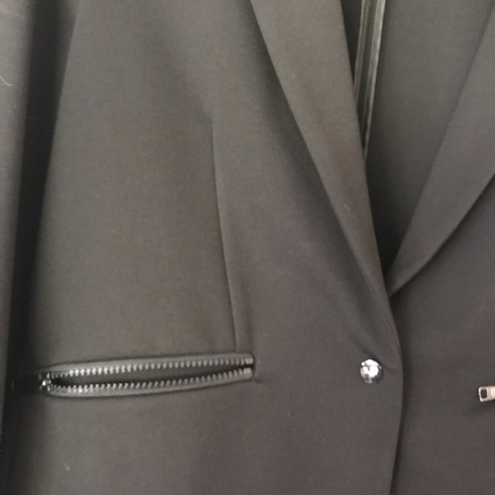 Women’s black blazer